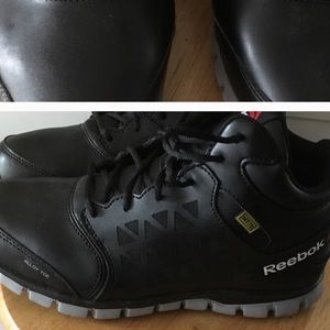 Reebok’s men’s steel toe work boot sz 10